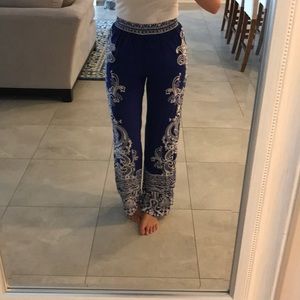 Printed beachy style pants